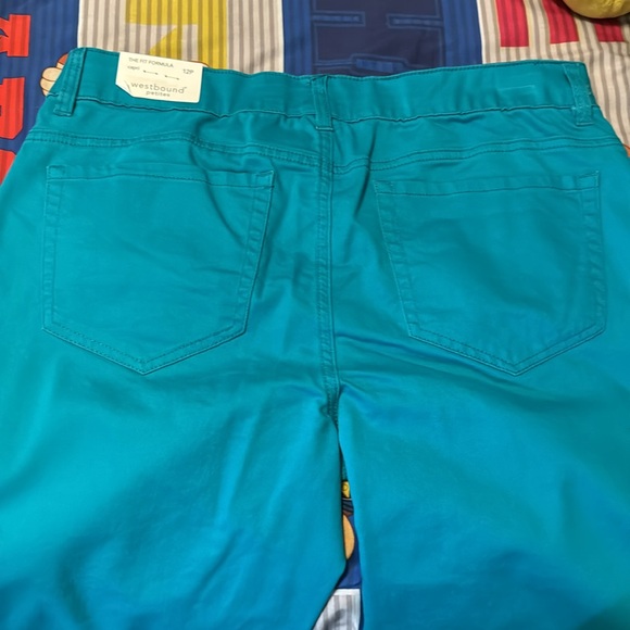 Westbound petite capris - Picture 3 of 5